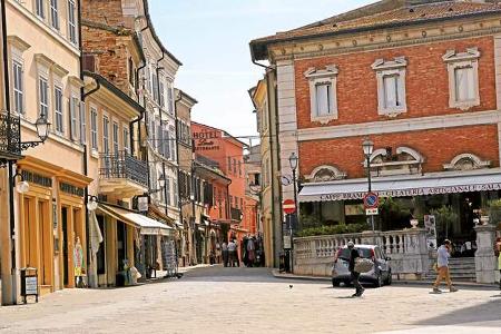 Corso Boccalini im Wallfahrtsort Loreto.