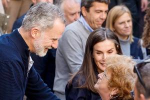 Spanisches Königspaar kehrt erstmals in Überschwemmungsgebiet zurück