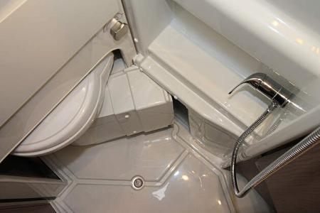 Malibu Van 640 LE RB Toilette