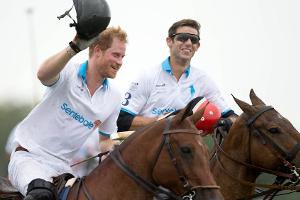 "Polo" von Prinz Harry: Trailer über "schmutzige, verschwitzte Jungs"