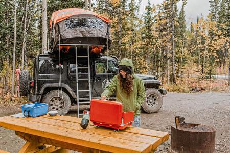 Yucon mit dem Van Dachzelt i