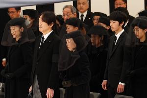 Beerdigung von Prinzessin Yuriko: Japans Kaiserhaus trägt Trauer