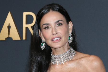 Demi Moore stellt Theorie auf: Single wegen ihrer neun Hunde?