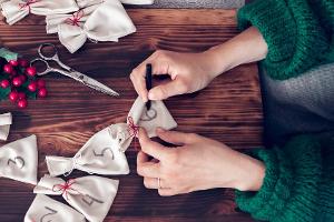 Adventskalender selbst basteln: DIY-Ideen für jedes Budget