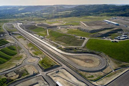 BMW Group Future Mobility Center FMDC Sokolov Tschechien Testgelände