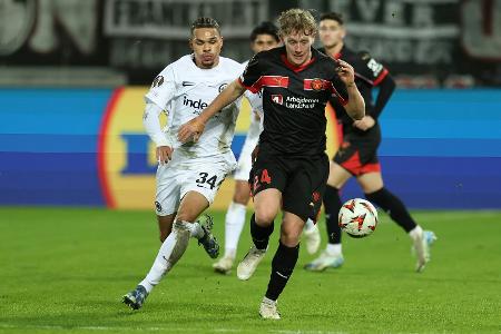 Sieg bei Midtjylland: SGE bleibt in Europa ungeschlagen
