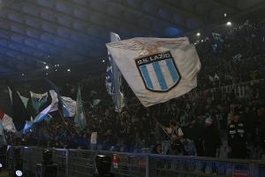 Ausschluss in Amsterdam: Lazio-Fans mit Sammelklage