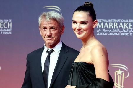 Sean Penn feiert Pärchen-Debüt mit Freundin Valeria Nicov
