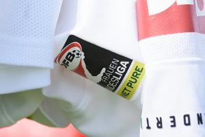 Medien: Funktionär bedroht Fußballerinnen mit Schusswaffe