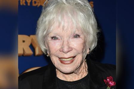 Schräges Jobangebot: Shirley MacLaine sucht trinkfesten Assistenten