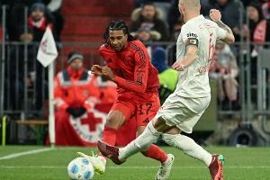 FC Bayern: Olise stürmt für Kane