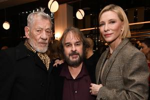 Gandalf & Galadriel: Peter Jackson feiert Reunion mit halb Mittelerde