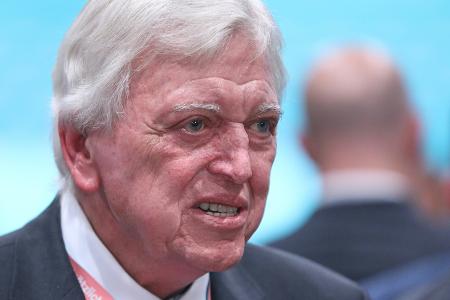 Ex-Ministerpräsident Bouffier in den DOSB-Vorstand bestellt