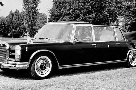Papst im Mercedes 600