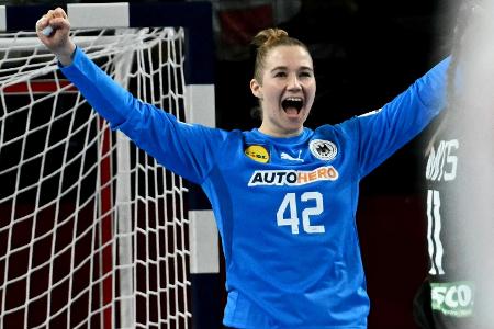 Kantersieg gegen Schweiz: DHB-Frauen wahren Halbfinal-Chance