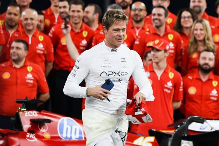 Neue Bilder vom Set: Brad Pitt dreht in Abu Dhabi für Formel-1-Film