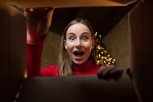 Last minute online shoppen: So kommen die Geschenke noch rechtzeitig