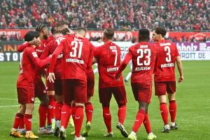 Lauf geht weiter: Lautern feiert Derbysieg gegen Karlsruhe
