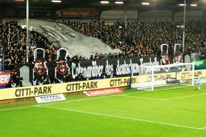 Klopp im Fadenkreuz: Kiel-Fans mit geschmackloser Choreo