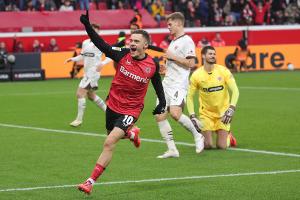 Zäher Bayer-Sieg - aber Wirtz wieder "ein Genuss"