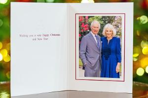 König Charles und Camilla: Dieses Bild ziert ihre Weihnachtskarte