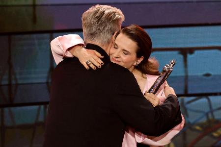 Europäischer Filmpreis: Juliette Binoche ehrt Wim Wenders