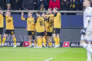 3. Liga: Dresden schlägt Verfolger Bielefeld deutlich
