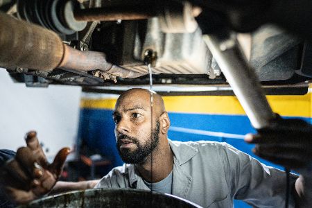Fünf häufige Fehler, wenn Sie den Ölwechsel selbst machen