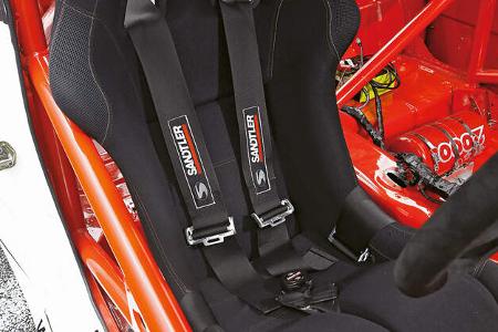 Nissan Skyline GT-R BNR32, Fahrersitz