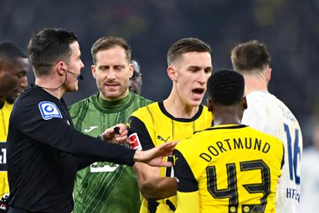 BVB gegen TSG Hoffenheim: Noten und Einzelkritik - Der BVB kam am Sonntag in seinem Bundesliga-Heimspiel gegen die TSG Hoffenheim nicht über ein 1:1 (0:0)-Heimremis hinaus. Der Last-Minute-Ausgleich der Gäste machte eine lange Zeit durchaus ansprechende Leistung kaputt, bei der sich zwei Dortmunder Startelf-Überraschungen hervortaten. Hier kommen Noten und Einzelkritik zum Spiel: