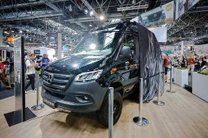 Adria Super Twin etnhüllung auf der Messe