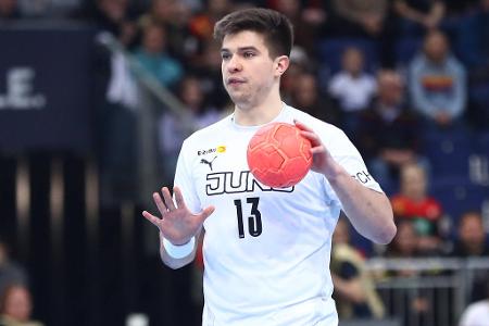 RÜCKRAUM RECHTS: Renars Uscins (TSV Hannover-Burgdorf)