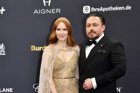 Das sieht ihre Kollegin Barbara Meier (hier mit ihrem Mann Klemens Hallmann) ähnlich. Sie weiß, worauf es ankommt: 