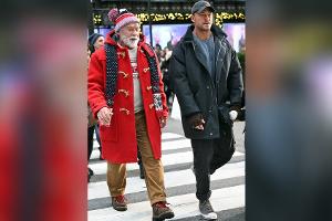 Dreh in New York: Arnold Schwarzenegger zeigt sich im Santa-Claus-Look