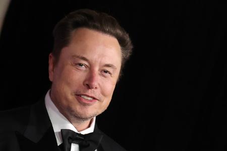 Generell hat das Image des Unternehmers schweren Schaden genommen. Elon Musk steht am Ende des Jahres als Verkörperung eines Bond-Bösewichts da.