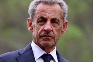 Ex-Präsident Nicolas Sarkozy muss ein Jahr eine Fußfessel tragen