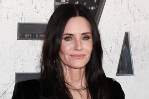 Offiziell bestätigt: Courteney Cox kehrt für "Scream 7" zurück