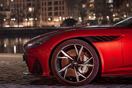 Aston Martin DBS Superleggera, Exterieur