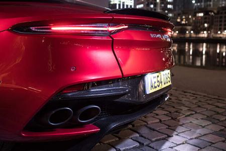 Aston Martin DBS Superleggera, Exterieur