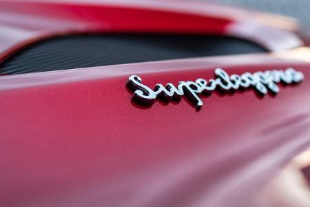 Aston Martin DBS Superleggera, Exterieur