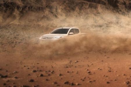 Mitsubishi L200 2019 Teaser