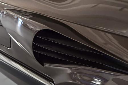 BMW 7er E32 V16 Goldfish