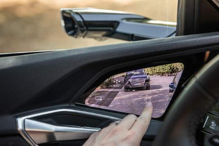 Cockpit-Check Audi E-Tron Quattro