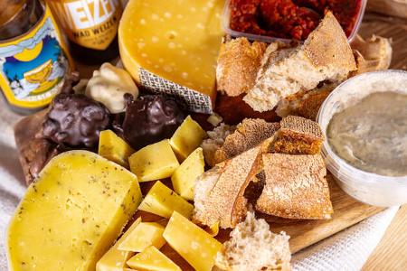 Schlemmerplatte auf der Campingreise