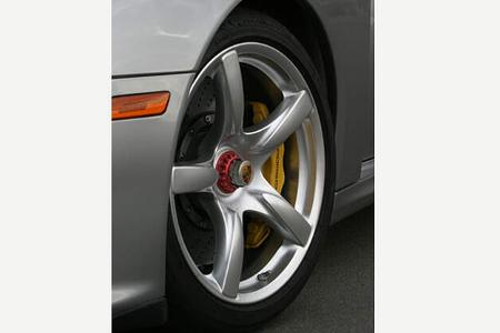 Porsche Carrera GT im Supertest