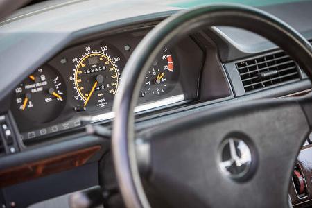 05/2019, Mercedes 500 E W 124 von Rowan Atkinson