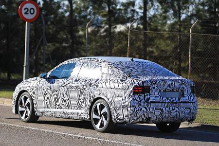 Erlkönig VW Jetta GTI