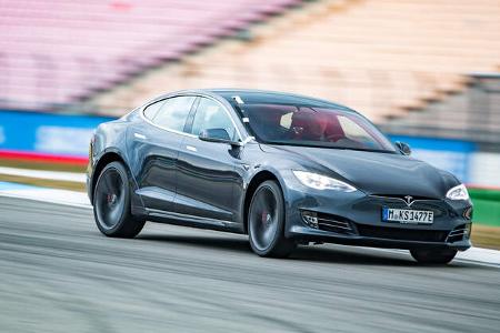 Tesla Model S P100D - Elektroauto - Sportwagen - Test