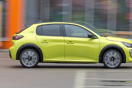 Peugeot e-208 156 GT