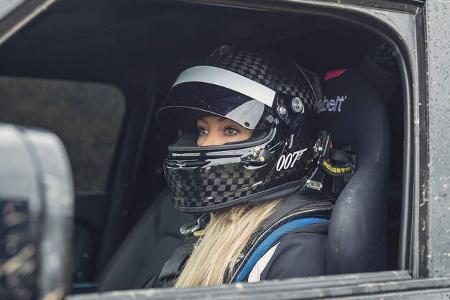 Land Rover Defender in James Bond Keine Zeit zu sterben